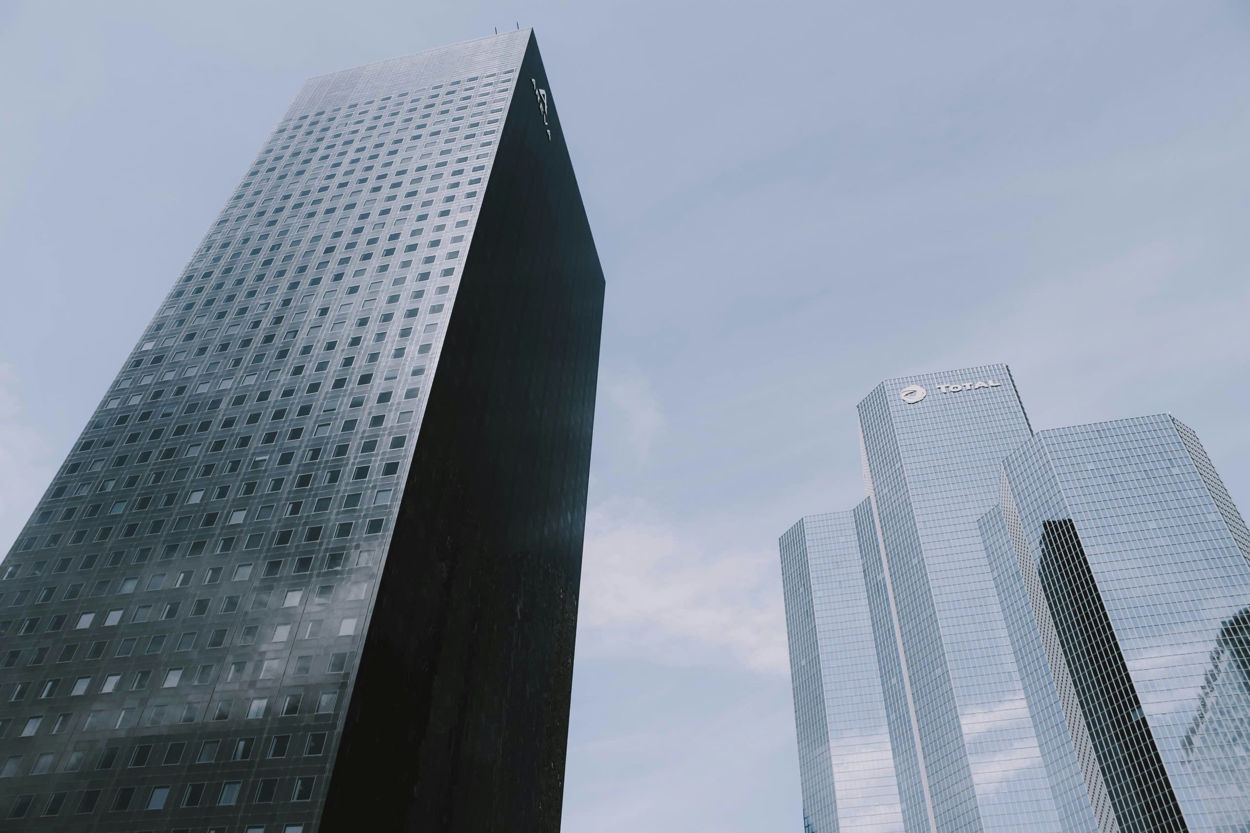 The Impact of AI on Automating Business Compliance Monitoring