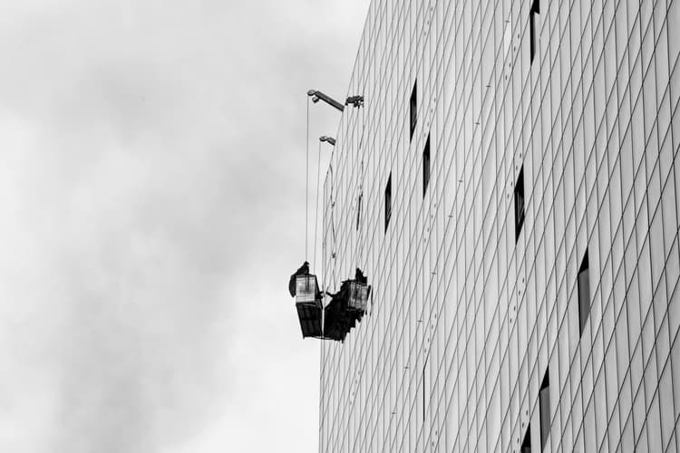 Implementing AI Solutions for Efficient Facility Management